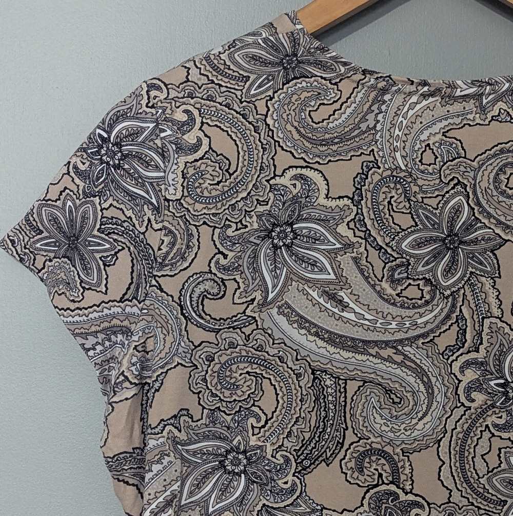 Croft & Barrow The Classic Tee Women's Size M Paisley Cotton Cap Sleeve Top - Picture 7 of 9